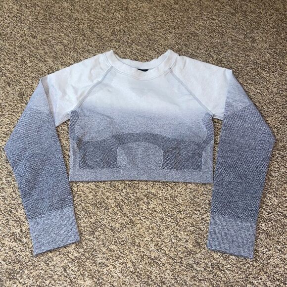 PRETTYLITTLETHING YOGA TOP SPORTS LONG SLEEVE WOMEN SIZE S - Picture 2 of 6